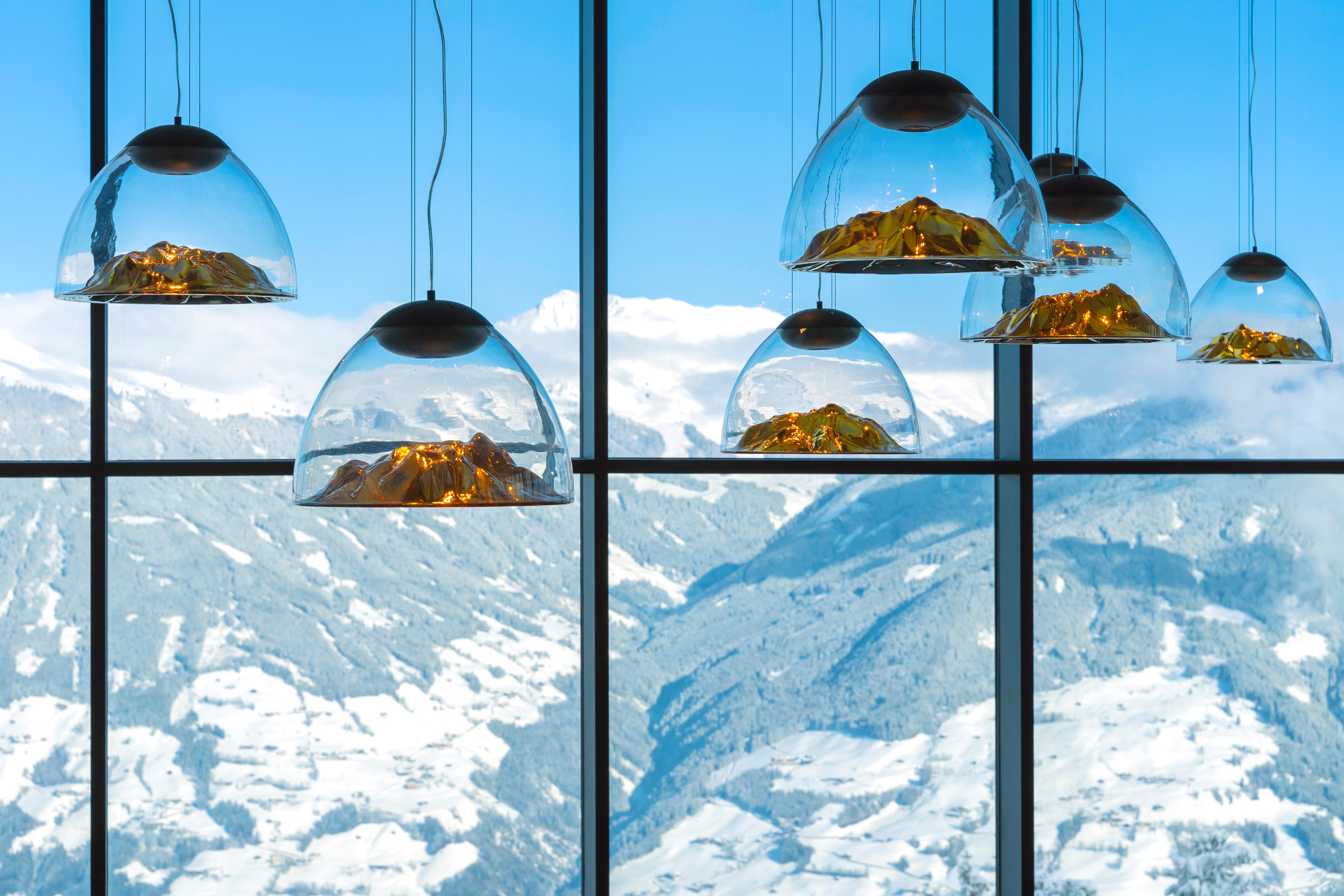 Suspension Design Haut de Gamme "Mountain View"