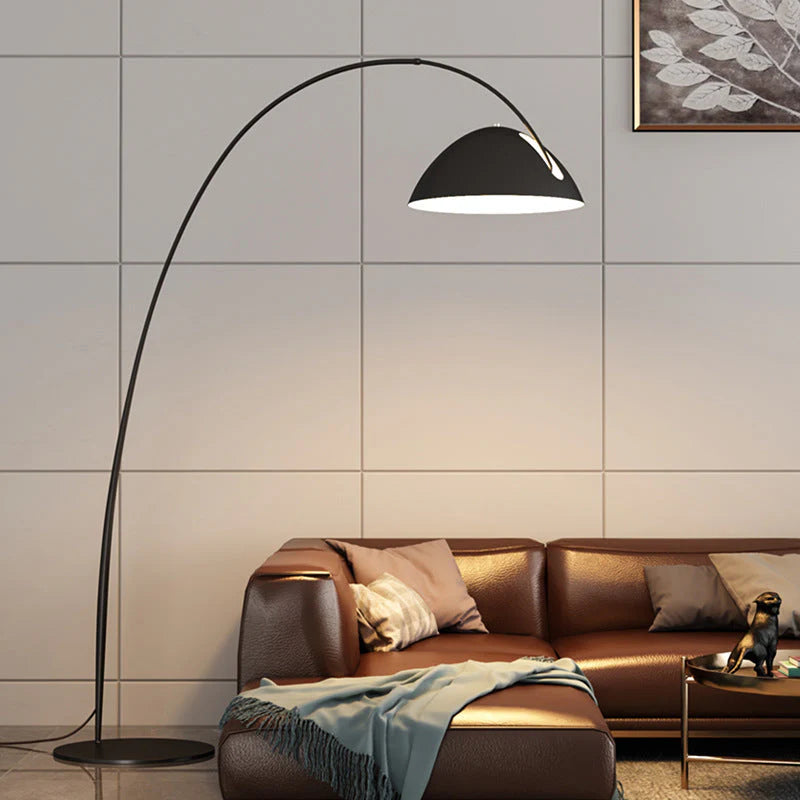 Lampadaire Design Minimaliste en Arc "Eclipse"