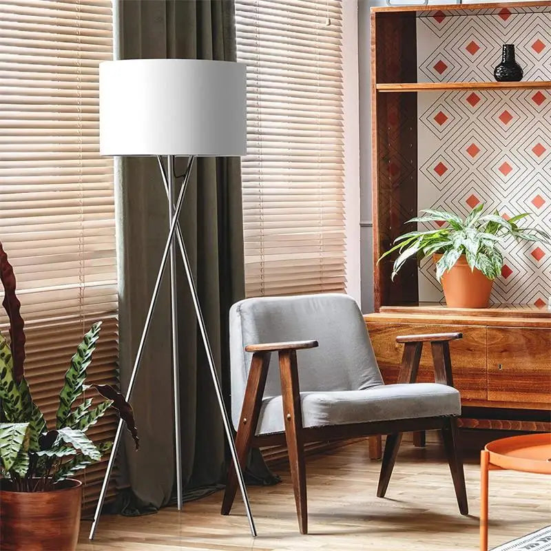 Lampadaire Design Minimaliste "Nocta"