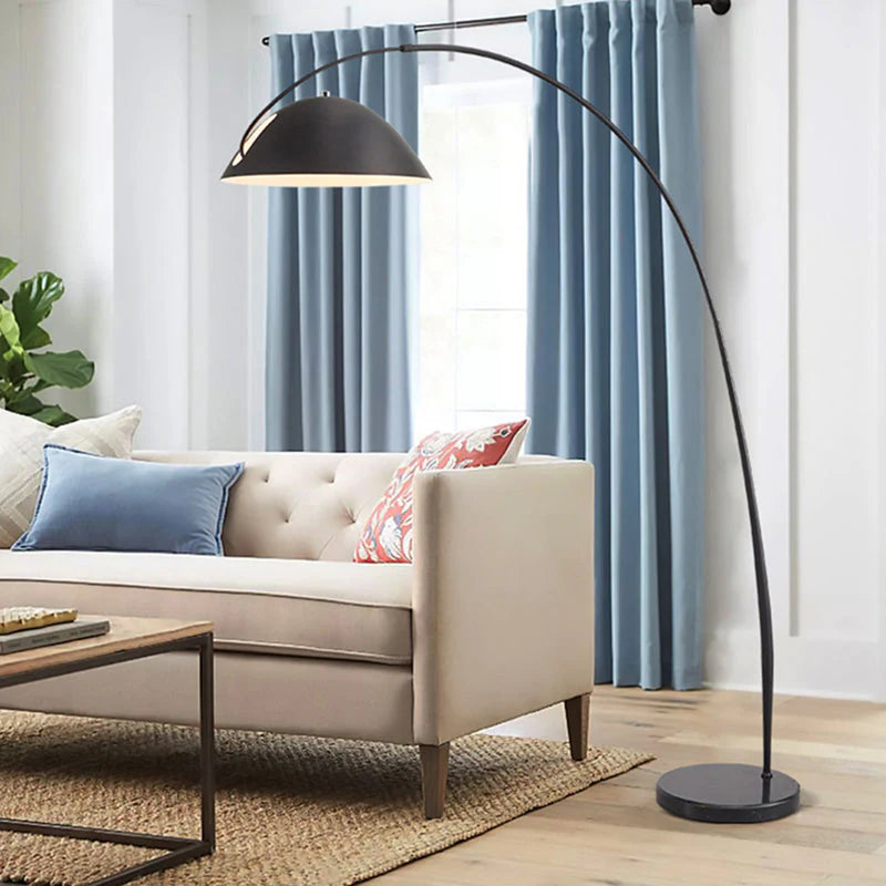 Lampadaire Design Minimaliste en Arc "Eclipse"