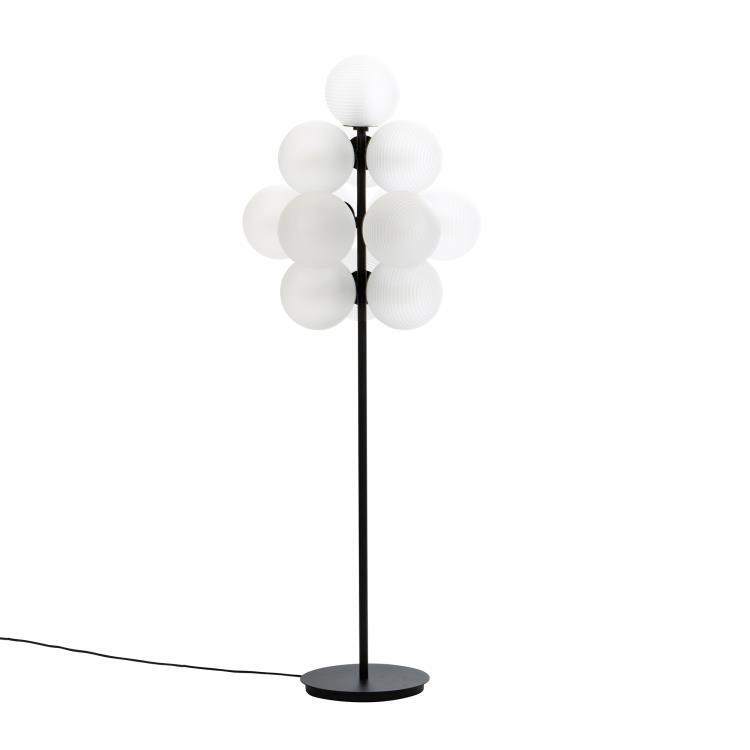 Lampadaire "Stellar Grape" par Sebastian Herkner